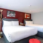 Royal Park Hotel